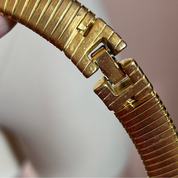 Vintage 80 90 Retro Heavy Matte Gold Thick Omega Chain Mobwife Choker Necklace - Picture 9 of 17